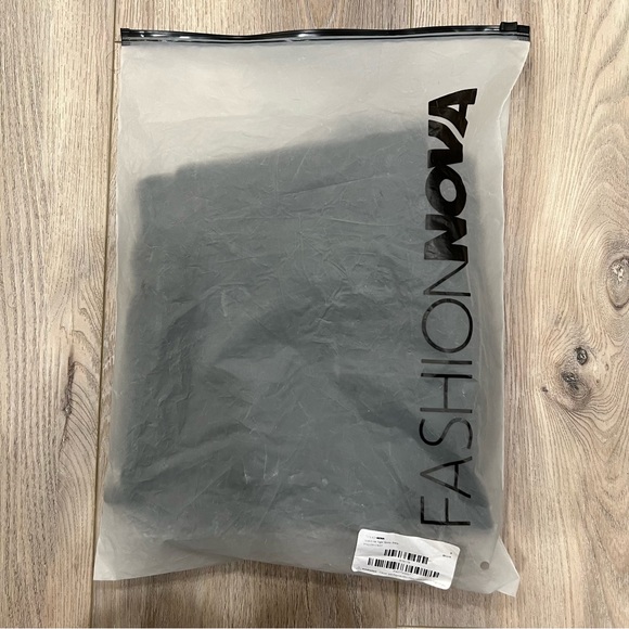 Fashion Nova Snatch Me Tight Booty Lifter Skinny Jeans - Black Size 9 - Picture 4 of 17